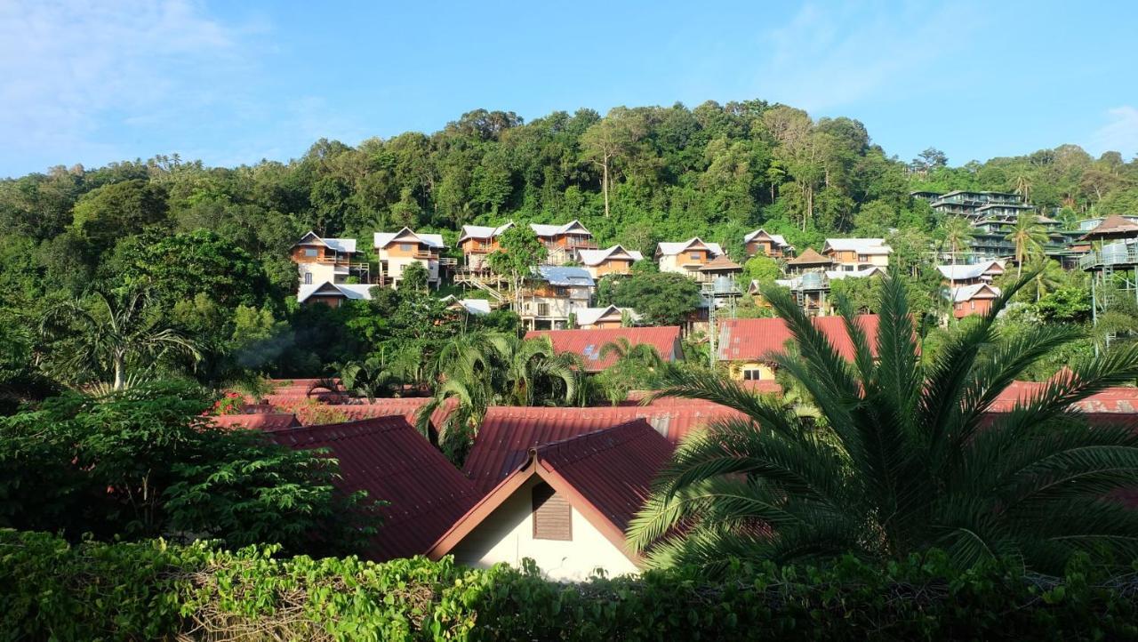 Rehab Hostel Phi Phi-eilanden Buitenkant foto